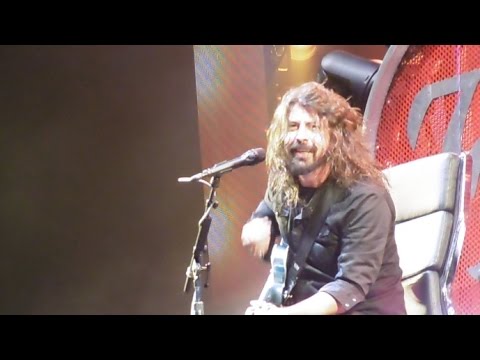 Foo Fighters - Walk @ Milton Keynes National Bowl, 05.09.2015 - HD