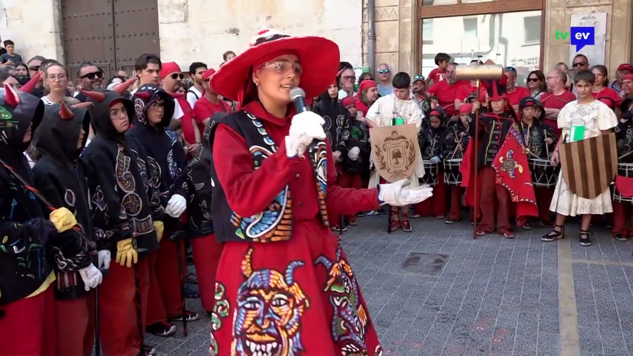 Reviu els versos del Ball de Diablons de la Festa Major de Santa Anna 2026