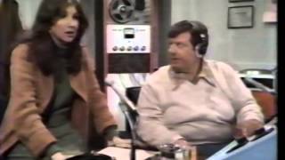 Hello, Larry - The Hitchhiker (Season 1, Episode 4)