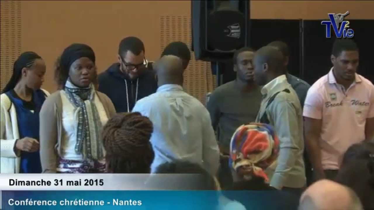 Thumbnail of video: Ils abandonnent la sorcellerie - Nantes (31/05/15) 