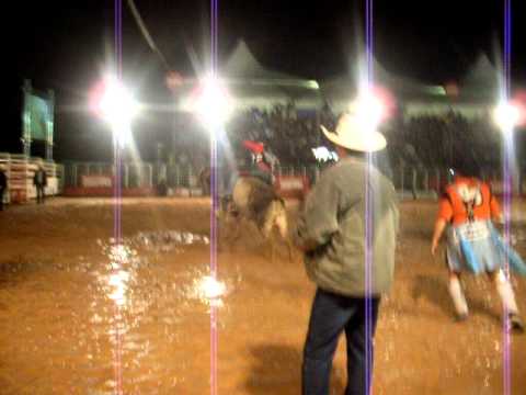 Allan Moraes rodeio de Guararema PBR 2010