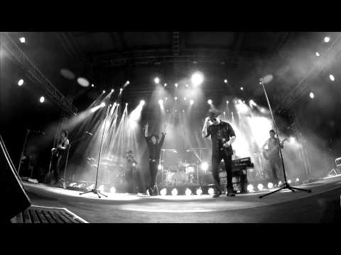 Enrique Bunbury & Andrés Calamaro - Crimen [en directo] (Gustavo Cerati).