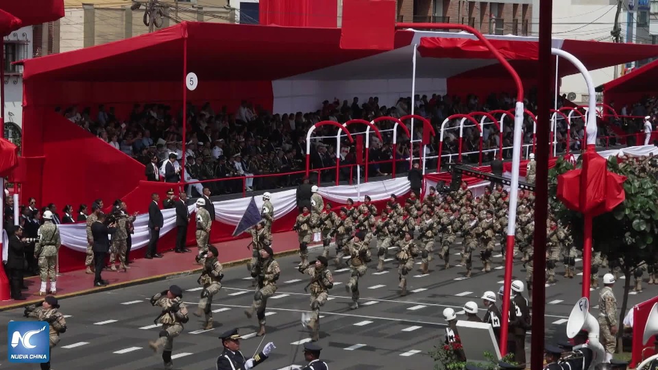 Perú conmemora 205° aniversario de independencia con desfile cívico-militar