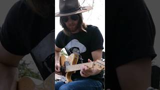 A Quick Riff! &quot;Smokestack Lightning&quot; River Lynch (Howlin&#39; Wolf cover) #bluesguitar #bluesmusic #riff