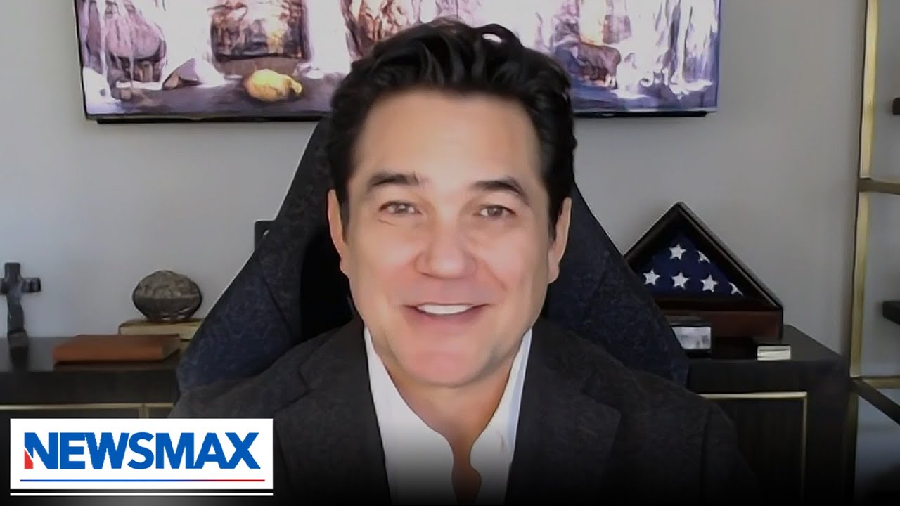It's popular for people to 'bash Christianity': Dean Cain