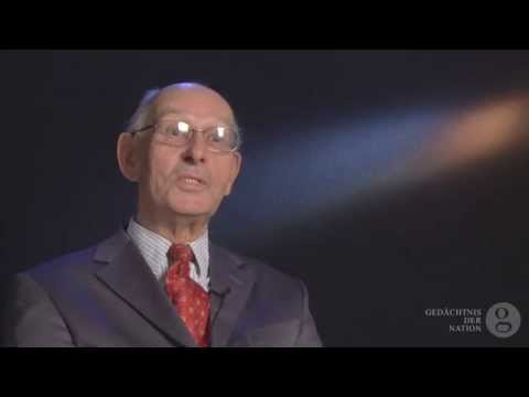 Robert Hugo: Schützengraben im Garten