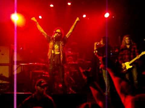 Maylene And The Sons Of Disaster - Caution Dangerous Curves Ahead (Live in NYC, Irving Plaza, 2009)
