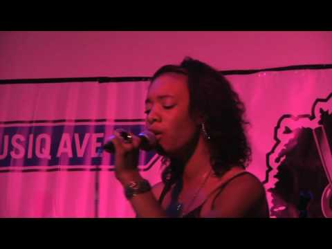 Soul-D-Out (UK) LIVE! @ The Cobden Club W10: Brooke Bailey sings "It's Over" - 5th June 09