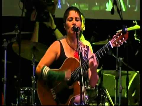 Celia Mara & La Banda di Piazza Caricamento - Fabrica de armas - live