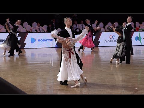 Anton Kireyeu - Elina Viadzenikava BLR, English Waltz | ROC 2018 WDSF GrandSlam Standard