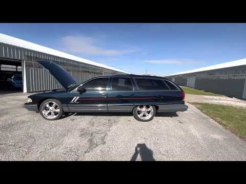 1992 Oldsmobile Custom Cruiser (CC-1583630) for sale in Staunton, Illinois