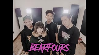 Download lagu My Chemical Romance - Helena (cover by bearfours) mp3 Download lagu My Chemical Romance - Helena (cover by bearfours) mp3