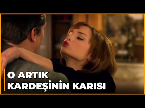 Mesude, Soner'i Baştan Çıkarmaya Çalışıyor - Öyle Bir Geçer Zaman Ki 25. Bölüm