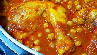 תבשיל עוף עם גרגירי חומוס ברוטב עגבניות טעים מהיר ובריא מטבח בקלי קלות ליהי קרויץ (ליהי קרויץ - מטבח בקלי קלות) - התמונה מוצגת ישירות מתוך אתר האינטרנט יוטיוב. זכויות היוצרים בתמונה שייכות ליוצרה. קישור קרדיט למקור התוכן נמצא בתוך דף הסרטון