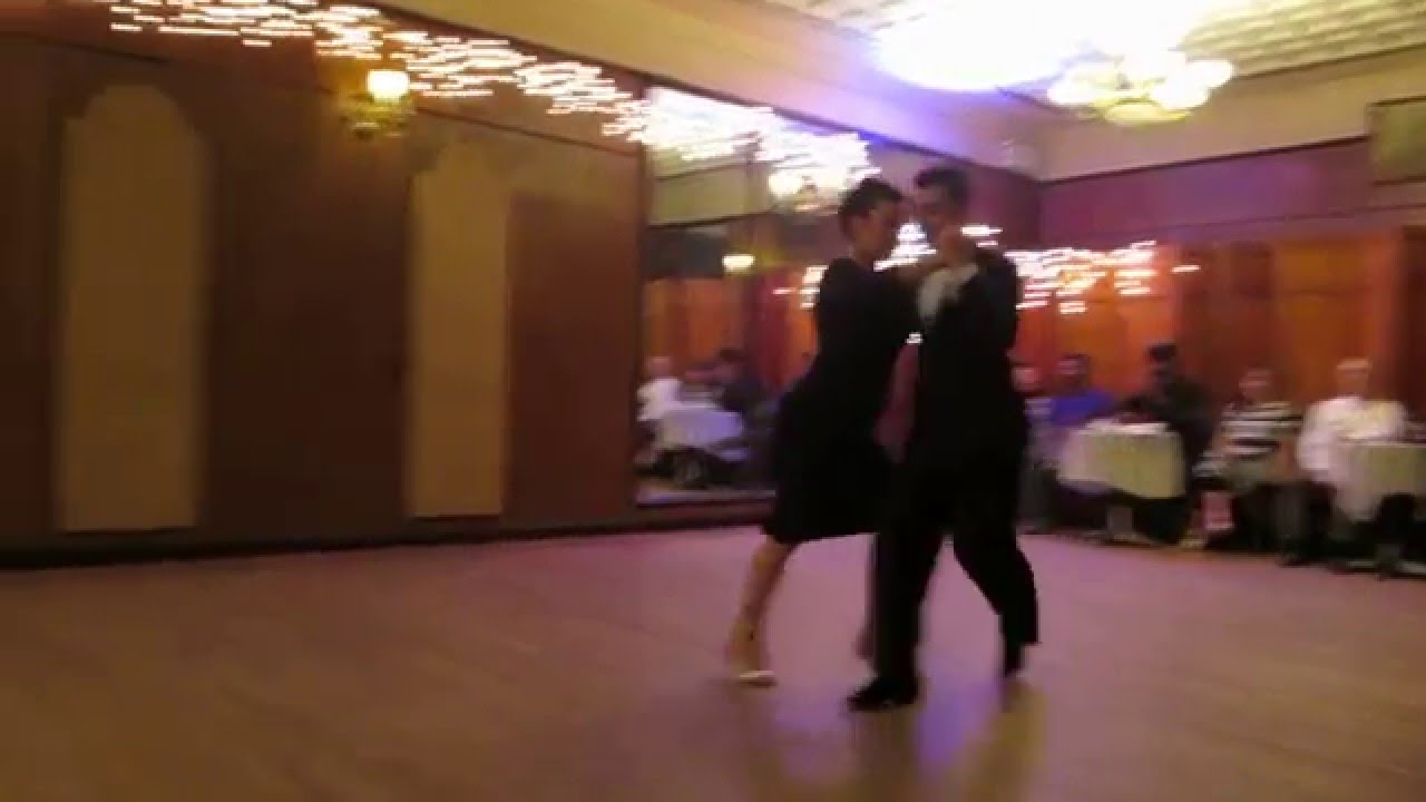 FACUNDO DE LA CRUZ & PAOLA SANZ @ LA MILONGA ROSA ..FRIDAY, DEC. 11. 2015