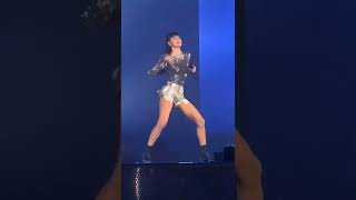 Download lagu Lisa - Money (Live Performance) mp3