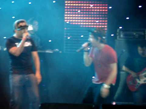 Tulio dek e Di Ferrero-Tudo Passa