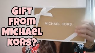 UNBOXING MICHAEL KORS' ANNUAL AND BIRTHDAY GIFT FOR RED CARPET MEMBERS