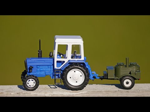Игрушечный трактор с прицепом 1:43 «Беларусь МТЗ-82 