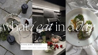 WHAT I EAT IN A DAY | healthy & intuitive eating, fuelling my body + easy meal ideas