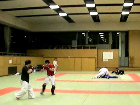 ＭＭＡ宇都宮総合のスパーリング20100817