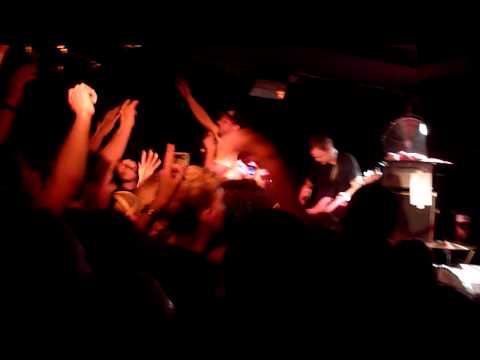 Beatseaks @ Magnet - I don't care as long as you sing