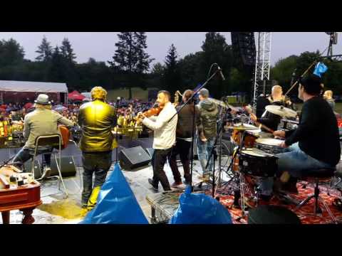 IMT smile a Kandráčovci - A ja taka dzivočka- Live