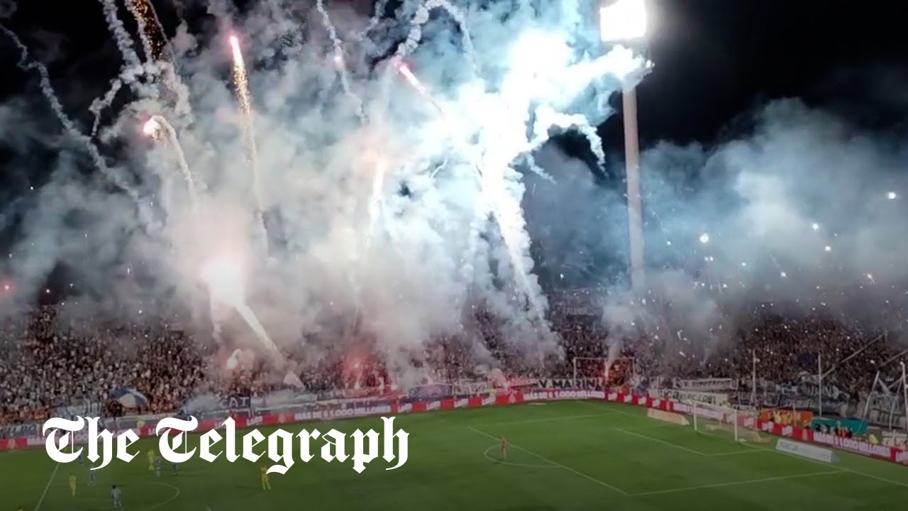 Photo of Cascade of fireworks halts Boca Juniors match in Argentine Primera Division