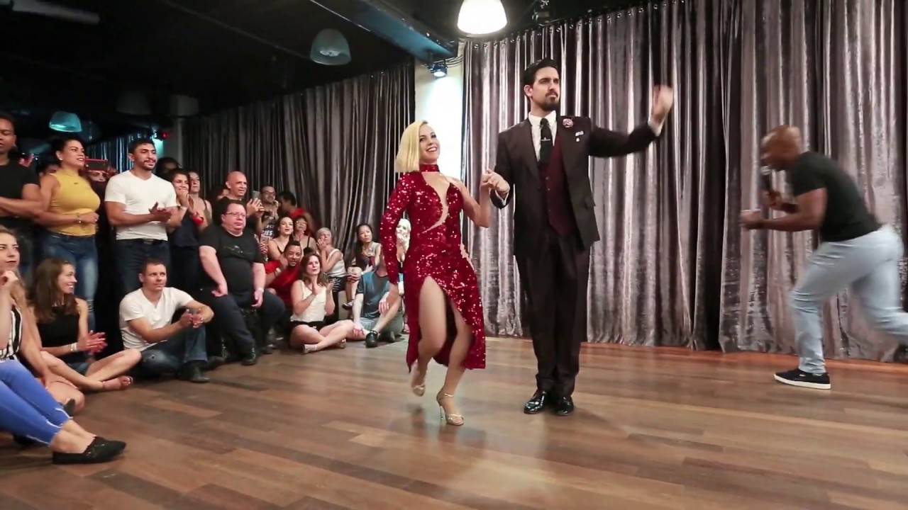 LEANDRO HAEDER et HEBE LUCIA HERNANDEZ, "Bella Ciao" (milonga).