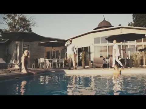 Karim feat. Mwuana "Mina Händer"