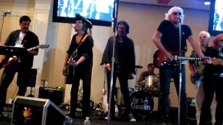 HOT SUMMER NIGHTS performed by Walter Egan