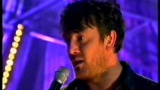 Elbow- Red-Live Performance on BBC 2001