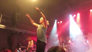 LUXUSLÄRM - Nach einer wahren Geschichte