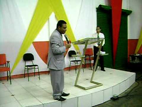 PASTOR DENNIS RIBEIRO MINISTRANDO NA ALIANÇA COM CRISTO EM SARANDI NO PARANÁ