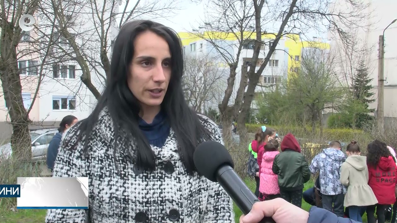 Възпитаниците на училище Любен Каравелов в Хасково започнаха да засаждат дръвчета