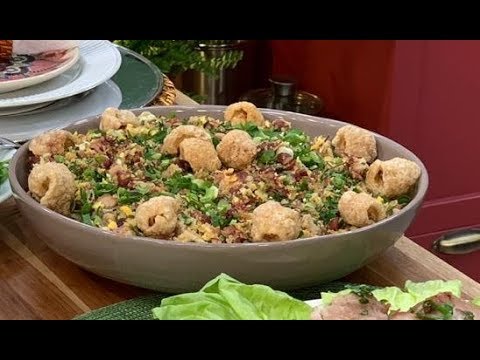 Chef Fernando ensina receita de feijão tropeiro