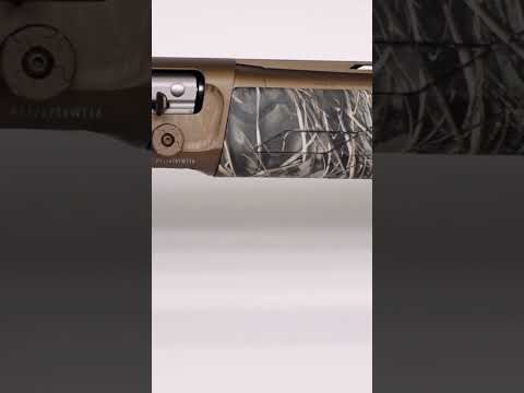 Taking a look at the Browning A5 Wicked Wing Realtree Max 7 12 Gauge! #browning #a5 #browninga5