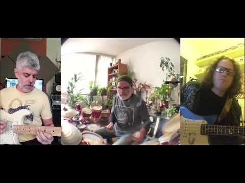 Groove Around The World - 01 - Rogério Delayon feat. Fernando Nunes e Kuki Stolarski.