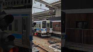415系1500番代 終点の博多駅に入線 鹿児島本線