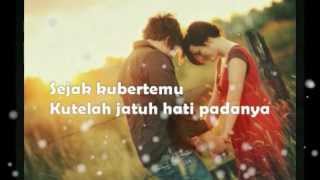 CINTA - Vina Panduwinata (lyrics)