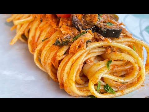 LINGUINE ALLO SGOMBRO AL SUGO