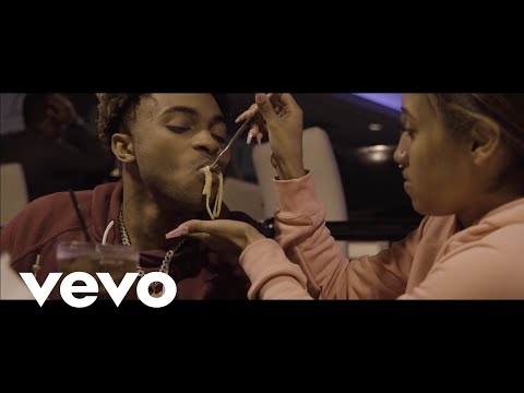 Davine Jay - Think Im in Love (OFFICIAL MUSIC VIDEO)