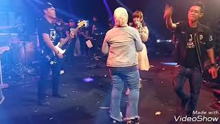 Download lagu Sk . Lia oye/ joget dan menyanyi mp3