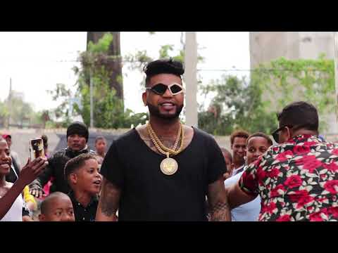 El Mayor Clasico & Natti Natasha - Tanto Que Me Gusta -behind the scenes