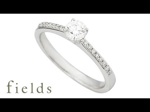 18ct White Gold Diamond Engagement Ring.