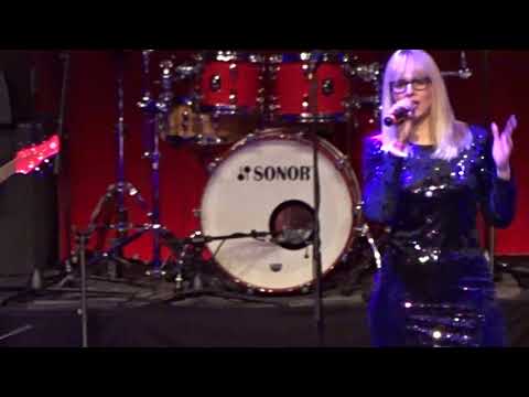CRYSTAL COLOURS Live @German Rock & Pop Award 2017 - Before The World Ends