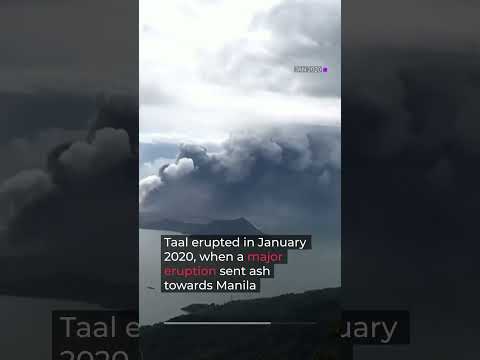 Video shows dramatic eruption of volcano near Manila | AJ #shorts