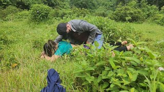 Download lagu in the green forest with dry wood and the pervert stalking and following the girl mp3