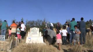 Pekmezci köyü Arefe günü Mezarlık