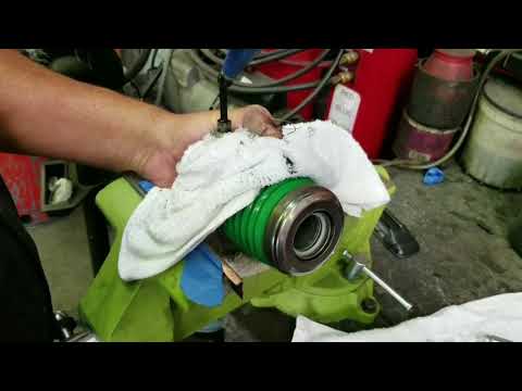Slave Cylinder Bleeding